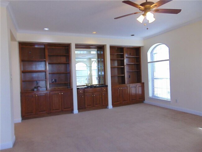 Foto del edificio - 5806 Cedar Cliff Dr
