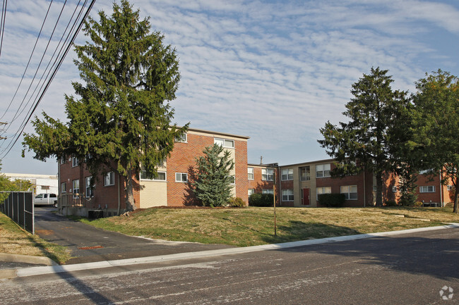 Primary Photo - Century Gardens Apartments