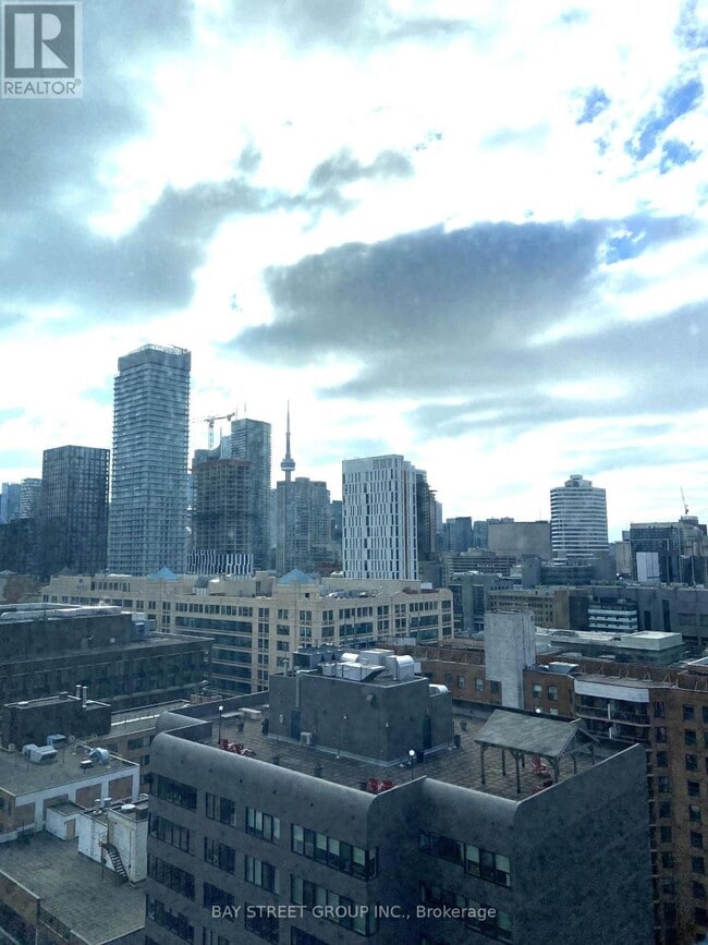 Building Photo - 319 Jarvis St