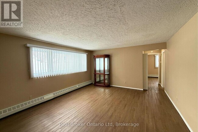 Building Photo - 301 West Street N