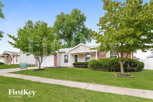 Foto del edificio - 733 Watersedge Dr