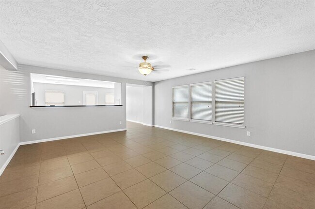 Foto del edificio - 29507 Legends Branch Ln