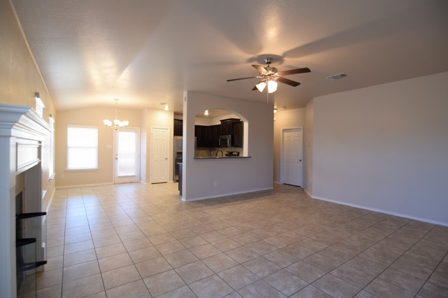 Building Photo - 8494 Lake Pointe Dr