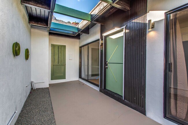 Foto del edificio - 39955 Estates Rd