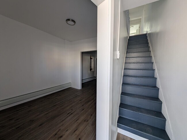 Foto del edificio - 124 N Delaware Ave