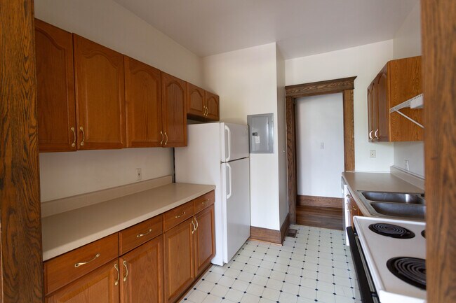 Foto del edificio - 324 Hendrie St