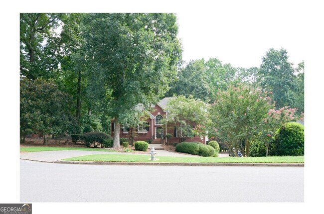 Building Photo - 3885 Waterford Dr