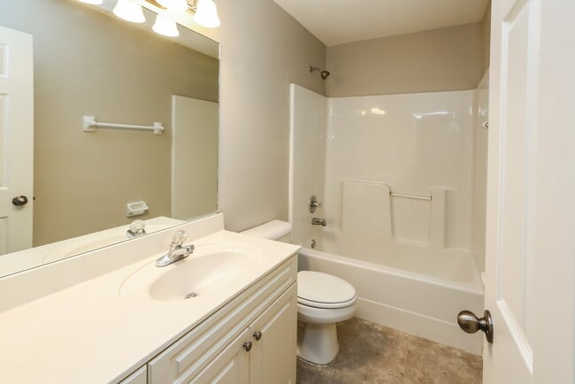 Building Photo - 4072 Destin Dr