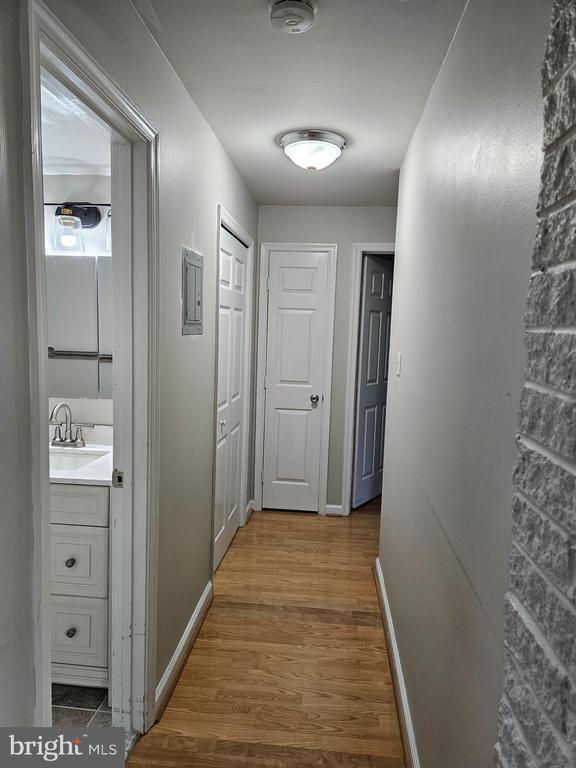 Foto del edificio - 4415 Briarwood Ct N