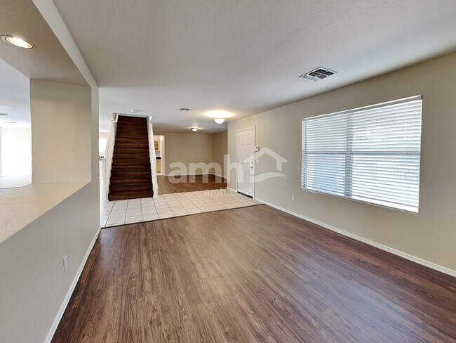 Foto del edificio - 8834 S 12th St