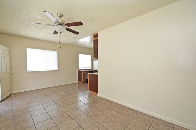 Building Photo - 1245 S Montebello Blvd