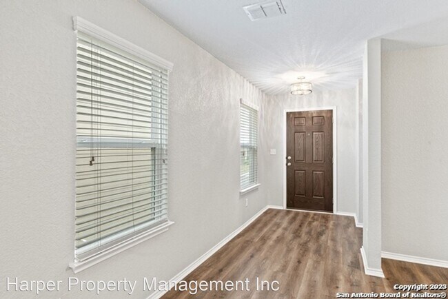 Foto del edificio - 3 br, 2 bath House - 10134 Castello Canyon