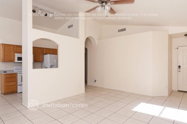 Building Photo - 8374 W Audrey Ln
