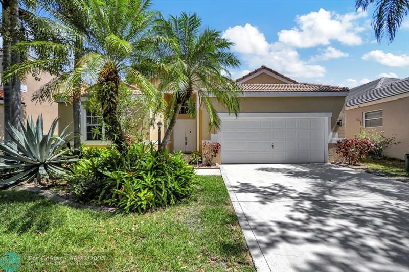 Foto principal - 6455 NW 78th Dr