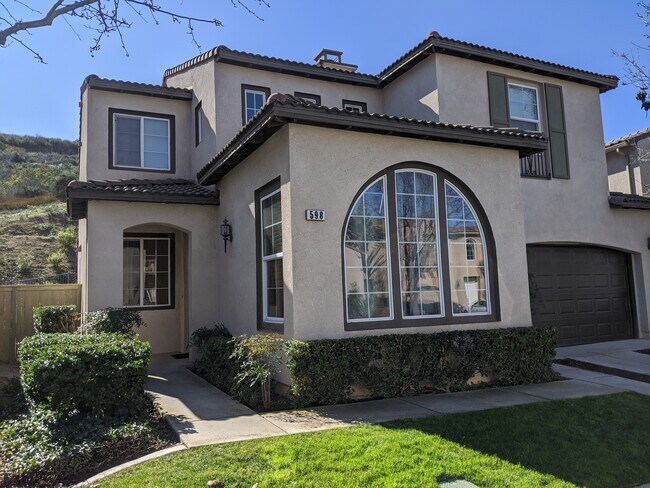 Building Photo - 598 Via del Caballo