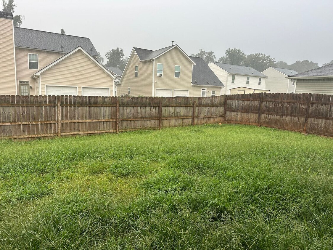 Building Photo - Hogansville- 304 Foxtrot Trail