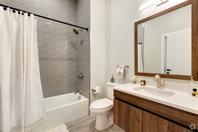 1BR, 1BA, Den - 760SF - Bathroom - ENNEA