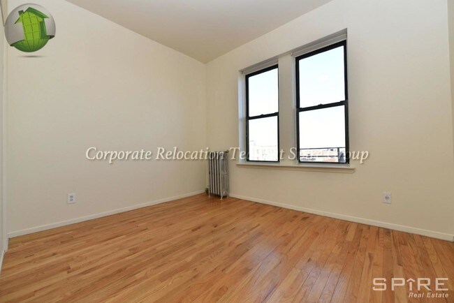 Foto del edificio - 2542 43rd St
