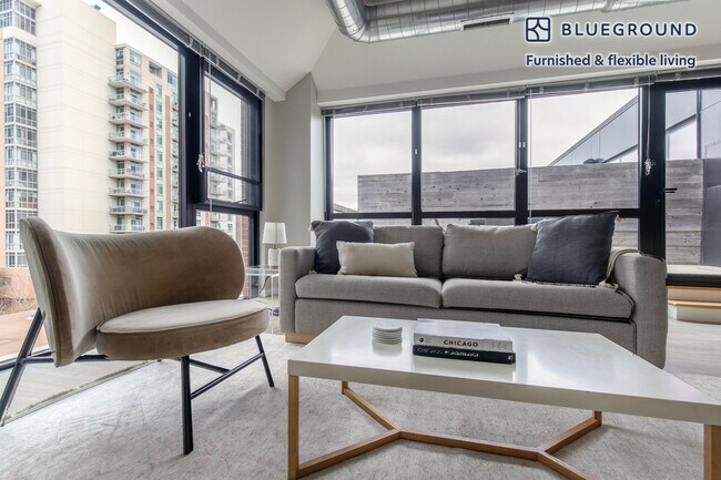 Foto del edificio - 211 W Scott St