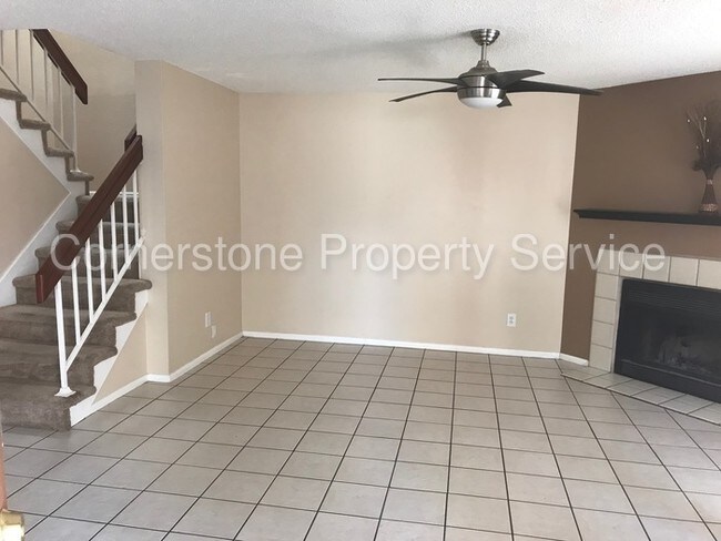 Building Photo - Marlborough Mesa Villas