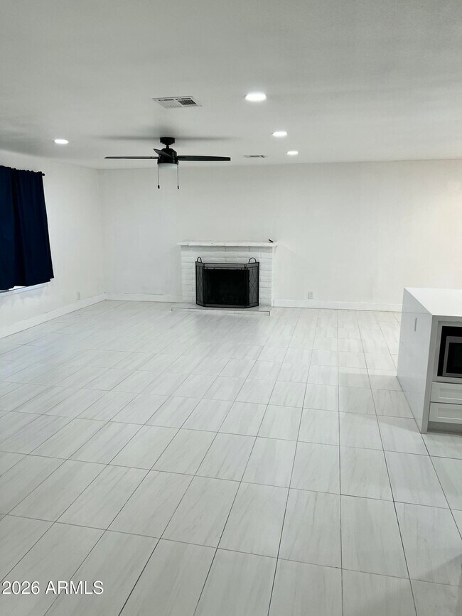 Foto del edificio - 8738 E Starlight Way