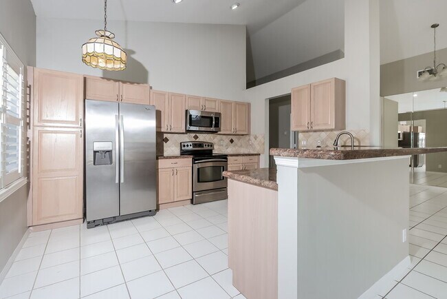 Building Photo - 7794 Hoffy Cir