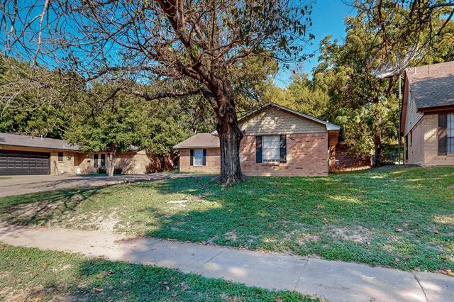 Foto del edificio - 619 Cove Hollow Dr