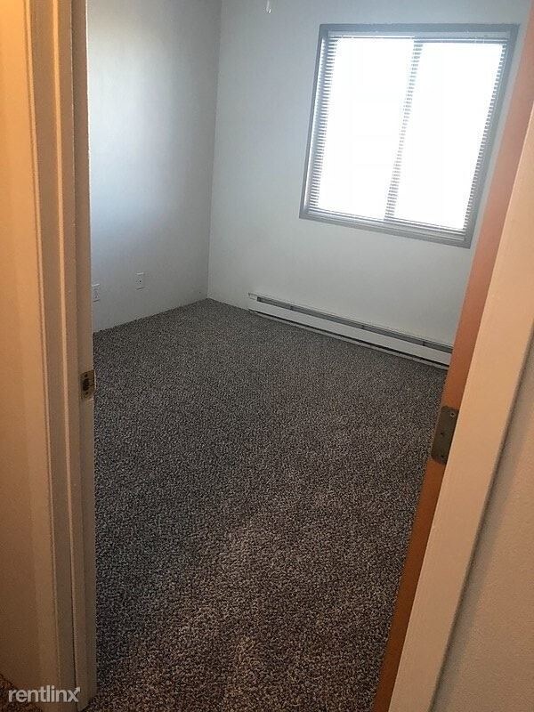 Building Photo - 2 br, 1 bath Apartment - 405 4th Street 21
