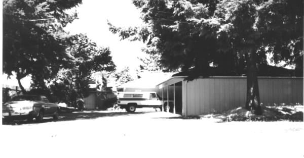 Building Photo - 2918-20 Harney St