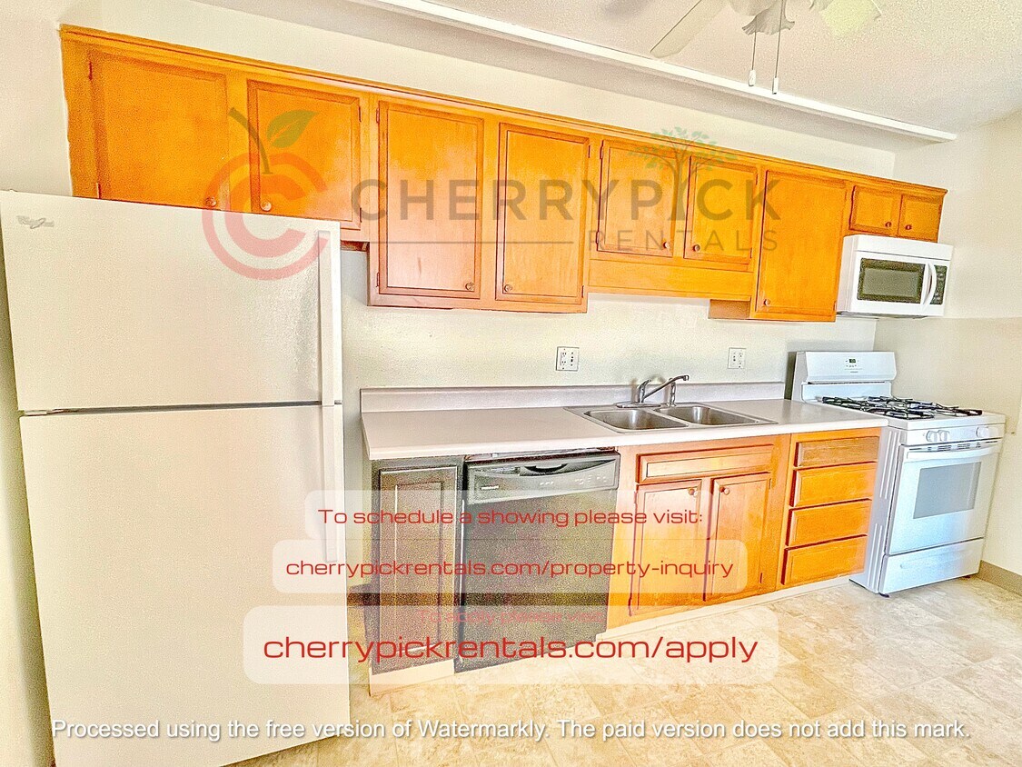 Primary Photo - 2530 Avenue A