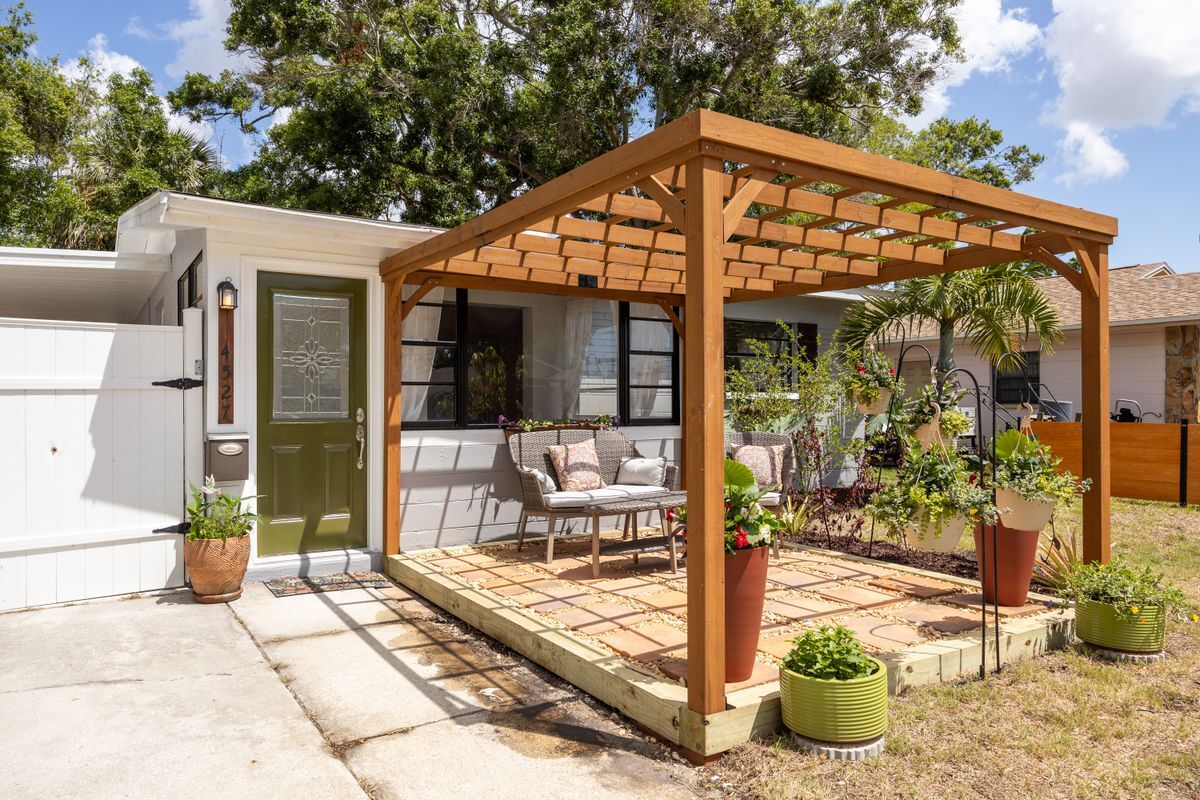 Foto principal - 4527 24th Ave S