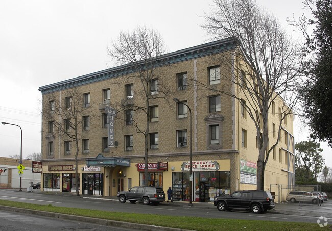 Foto del edificio - UA Homes