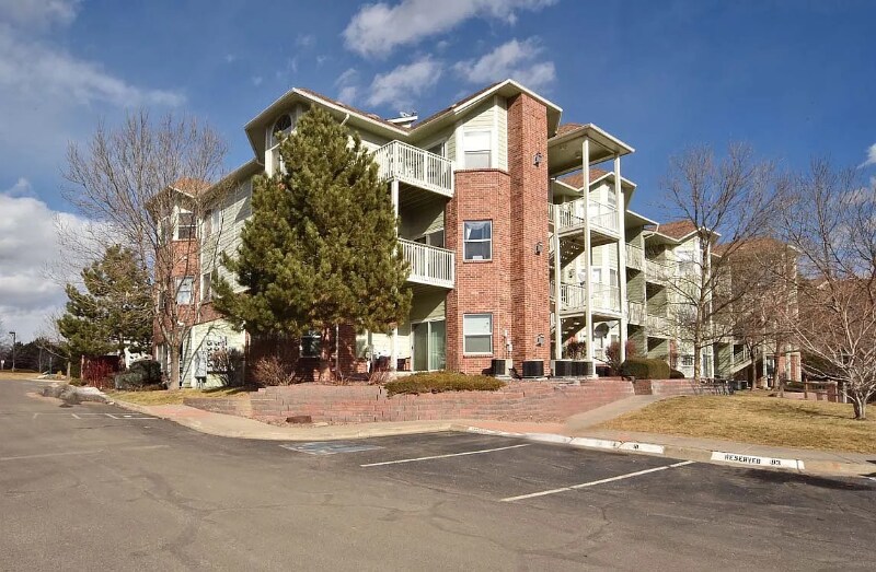 Primary Photo - 2430 W 82nd Pl