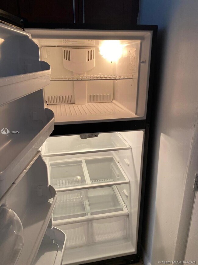 Foto del edificio - 6120 SW 35th St