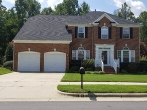 Building Photo - 118 Timber Hitch Rd