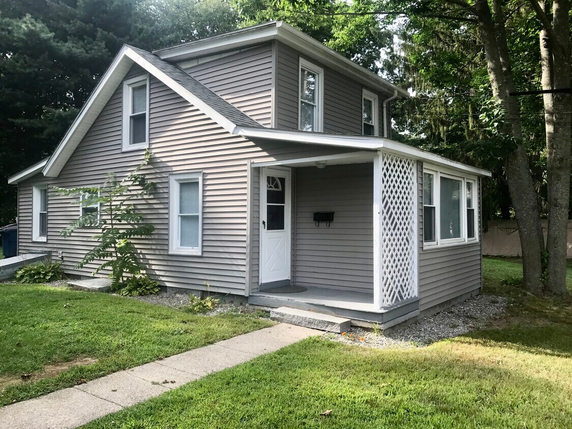 Primary Photo - 18 East St