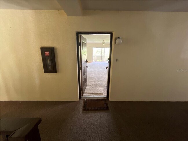 Foto del edificio - 3401 E Fort King St