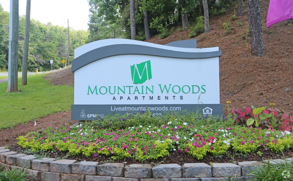 Mountain Woods Apartments