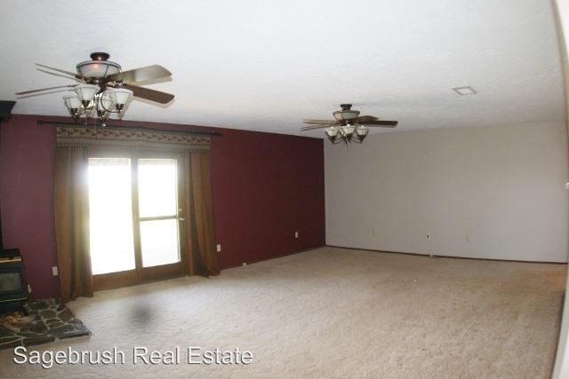Foto del edificio - 4 br, 2 bath House - 1310 CR 5