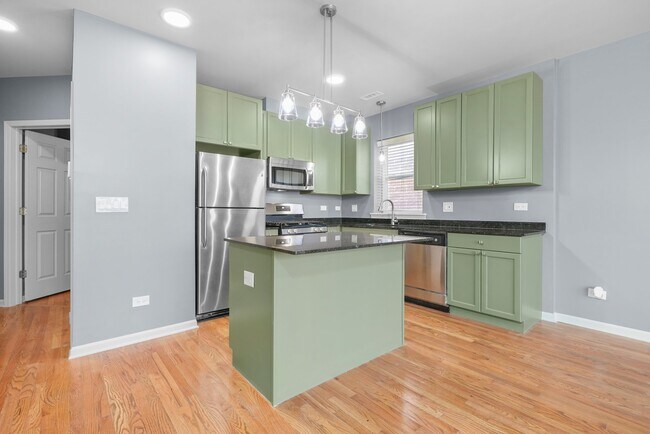 Foto del edificio - 6617 S Ingleside Ave