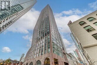 Building Photo - 99 John St