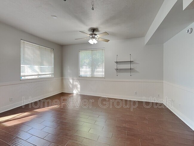 Building Photo - 153 Bamberger Rd