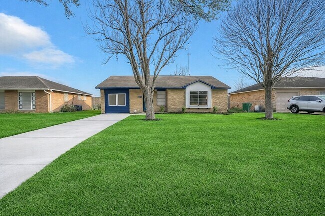 Foto del edificio - 5734 Arthington Ave