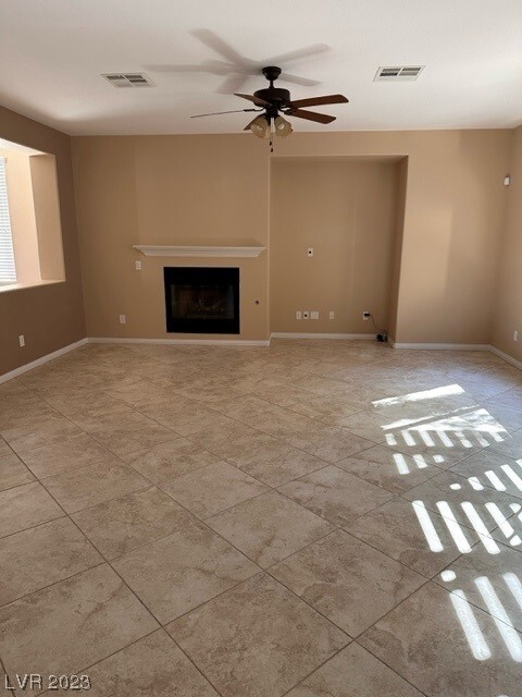 Foto del edificio - 6805 Mansion Oaks St