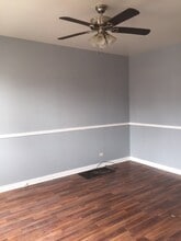 Building Photo - 9220 S Manistee Ave