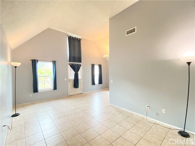 Foto del edificio - 14515 Woodland Dr