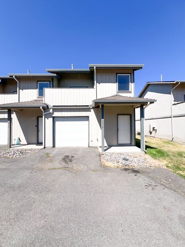 Building Photo - 5511 Glenridge Wy
