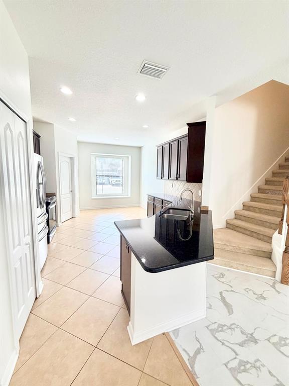 Building Photo - 12747 Tikal Way