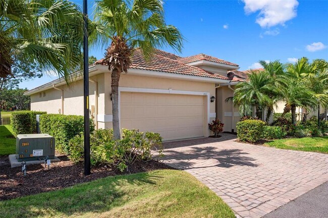 Foto del edificio - 3110 78th Ave E