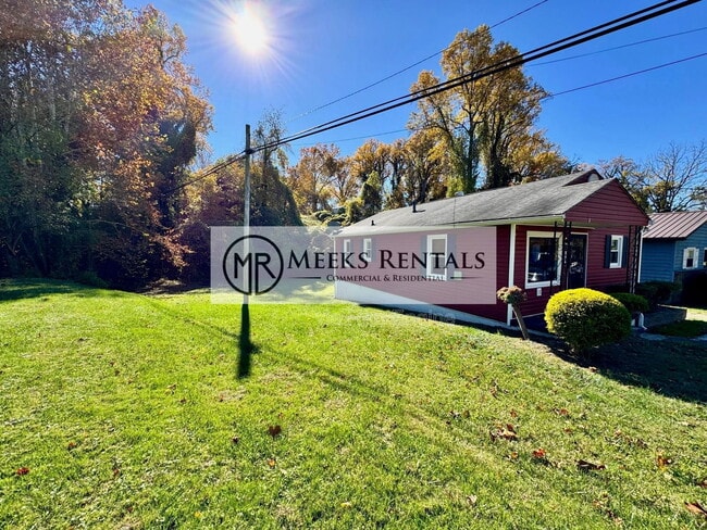 Foto del edificio - 1987 McVeigh Ave